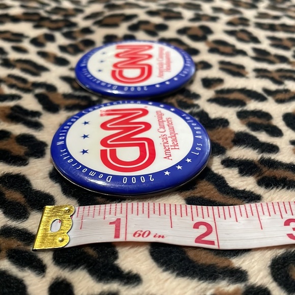 CNN 2000 Democratic National Convention 🇺🇸 Button Pin Pinback Vintage Y2K LA - Picture 6 of 11